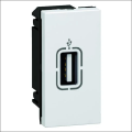 Legrand Mosaic USB wandcontactdoos 078761 Wit
